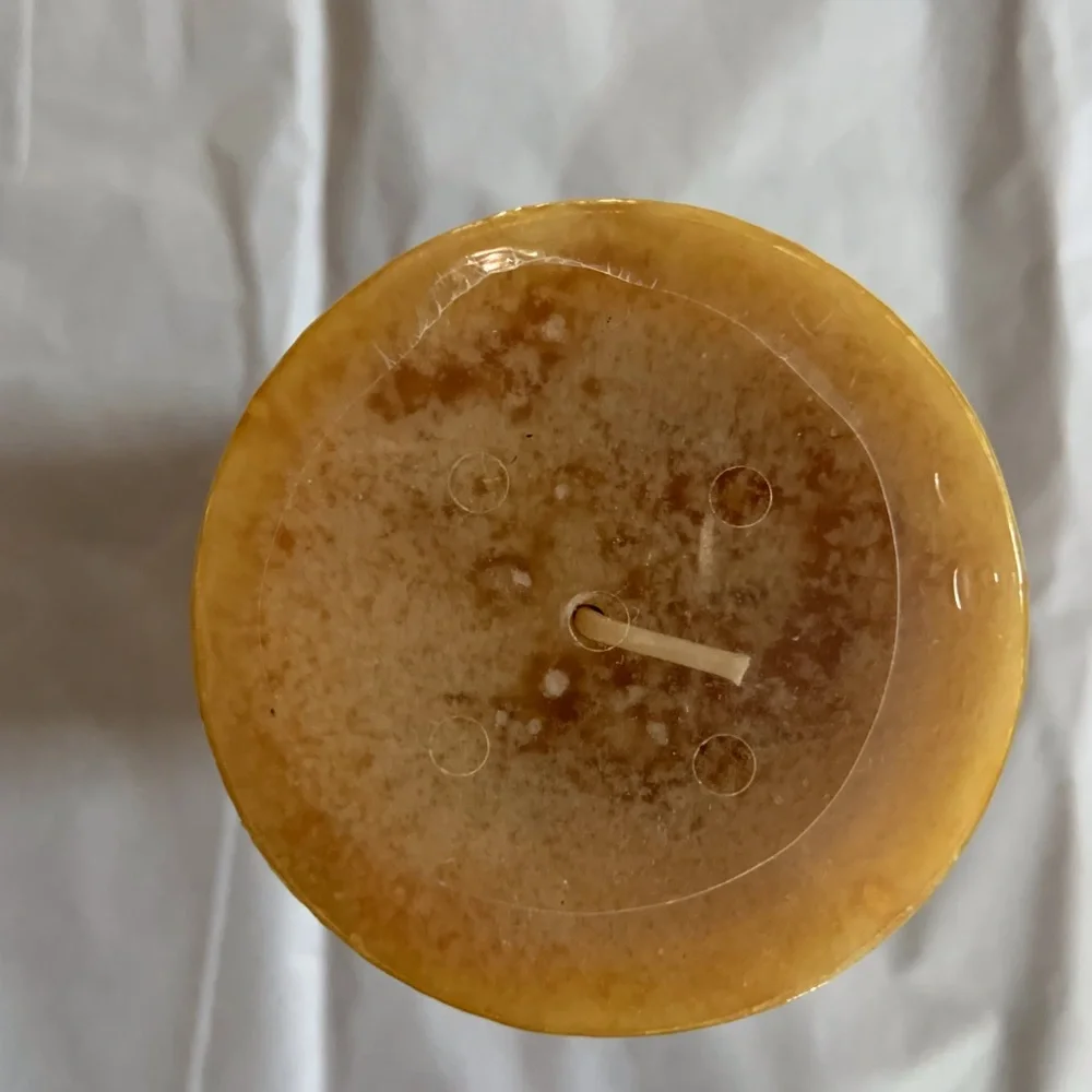 🦩NWT Charming Farmhouse Candle in Pumpkin Butter scent & beautiful caram… - Picture 5 of 5